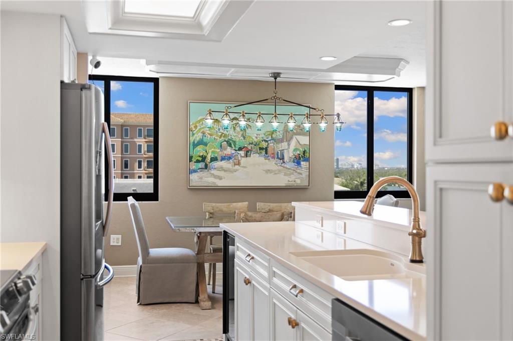 10482 Gulf Shore DR # 261, NAPLES Unit: 261