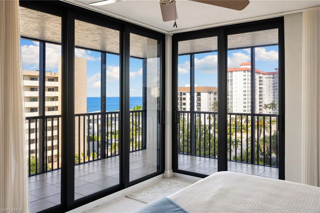 10482 Gulf Shore DR # 261, NAPLES Unit: 261