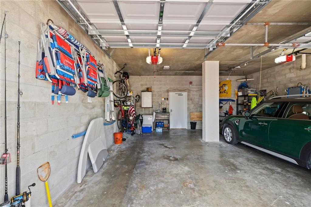 10482 Gulf Shore DR # 261, NAPLES Unit: 261