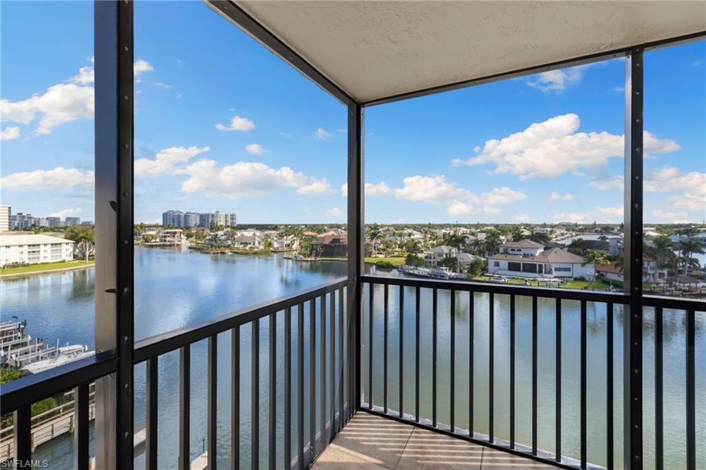 10482 Gulf Shore DR # 261, NAPLES Unit: 261