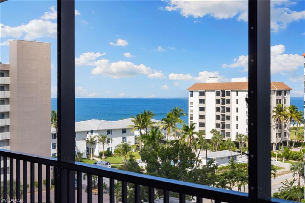 10482 Gulf Shore DR # 261, NAPLES Unit: 261