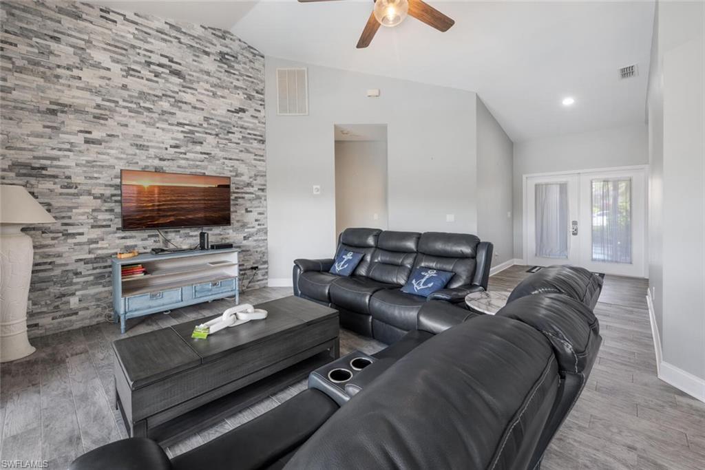 7107 Falcons Glen BLVD, NAPLES