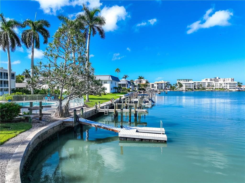 383 Harbour DR # 309