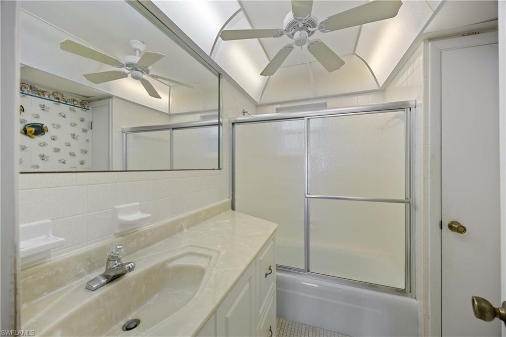 383 Harbour DR # 309