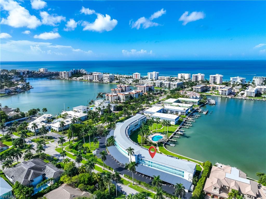 383 Harbour DR # 309