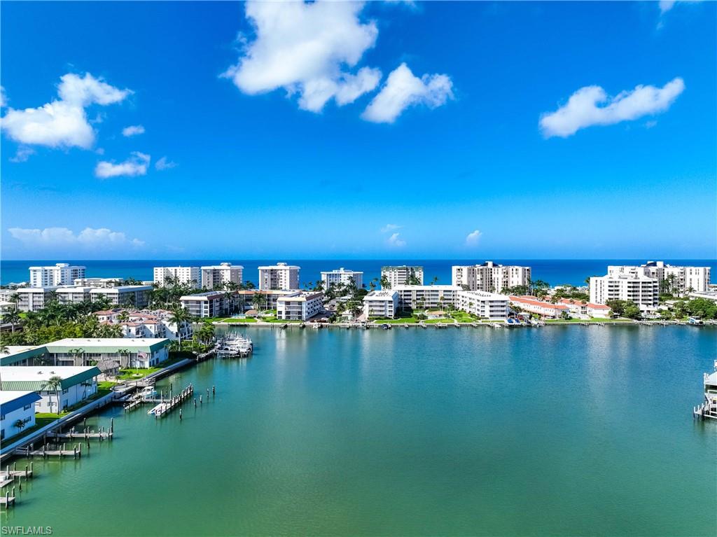 383 Harbour DR # 309