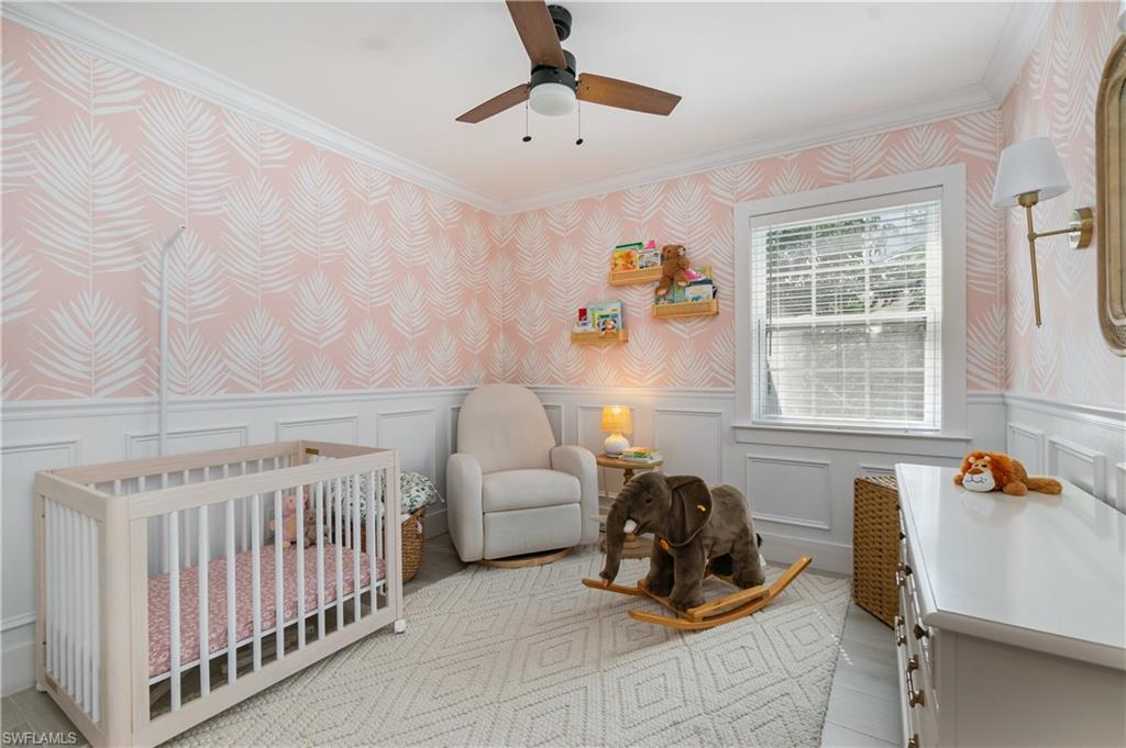 1320 Lake Shore DR, NAPLES