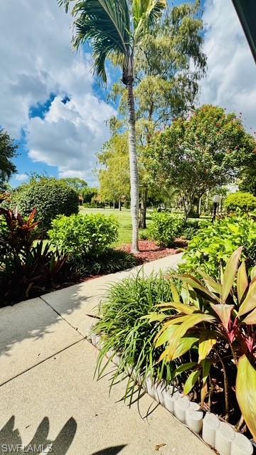 2024 Pine Isle LN # 2024, NAPLES Unit: 2024