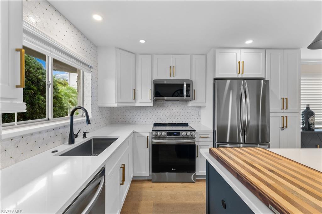 1686 Blue Point AVE # B1