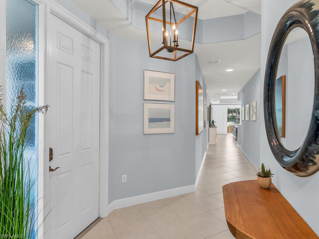 7873 Hawthorne DR # 202, NAPLES Unit: 202