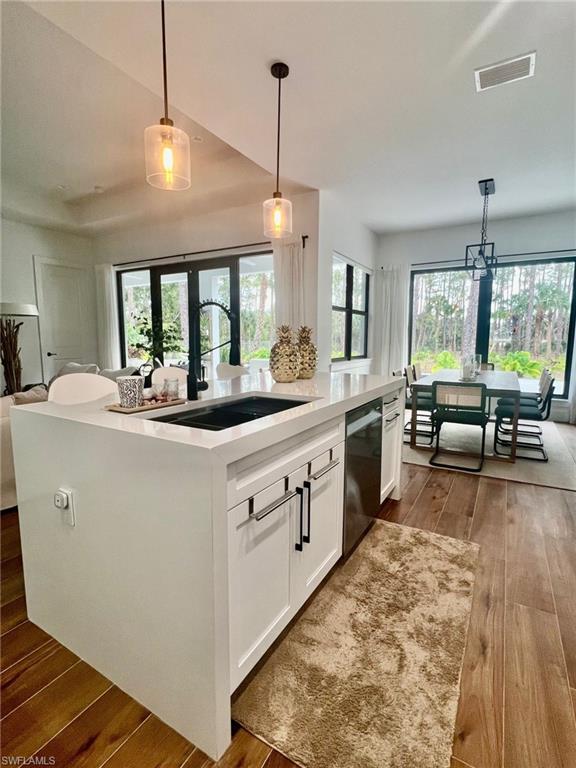 510 12th AVE NE, NAPLES