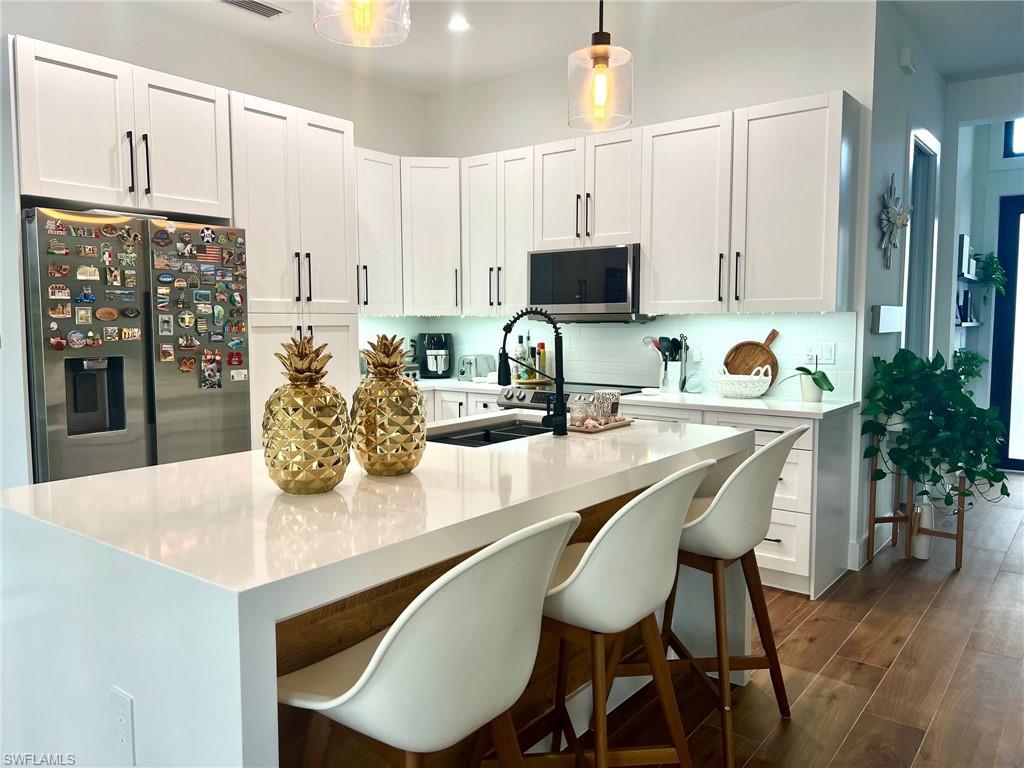 510 12th AVE NE, NAPLES