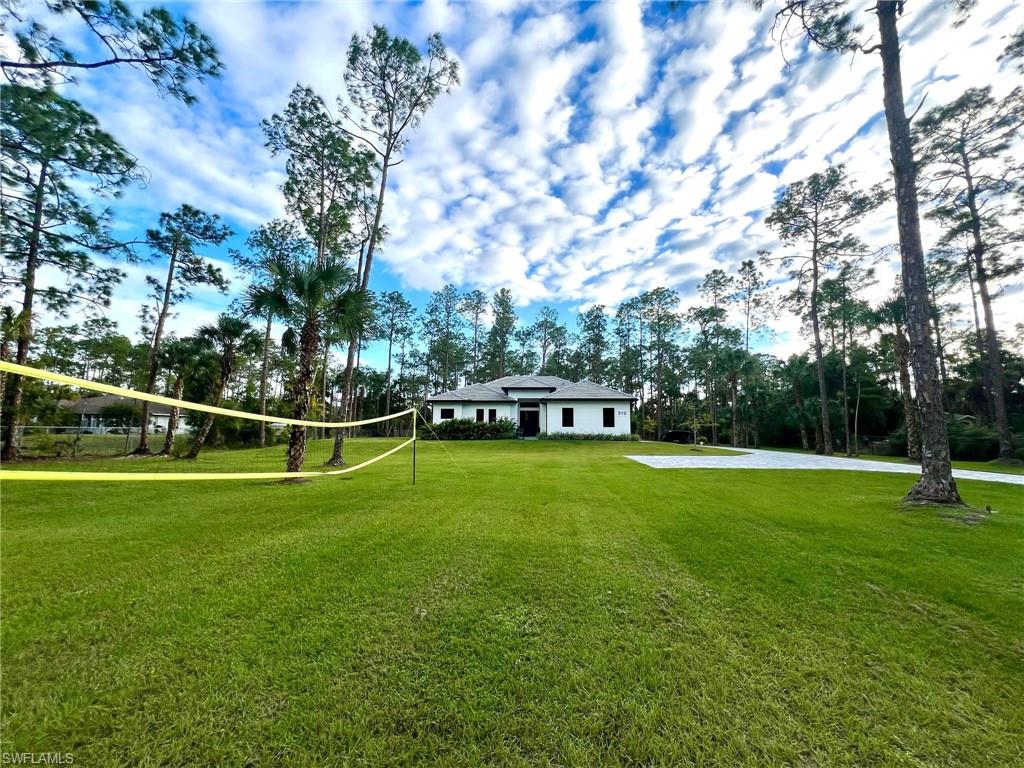 510 12th AVE NE, NAPLES