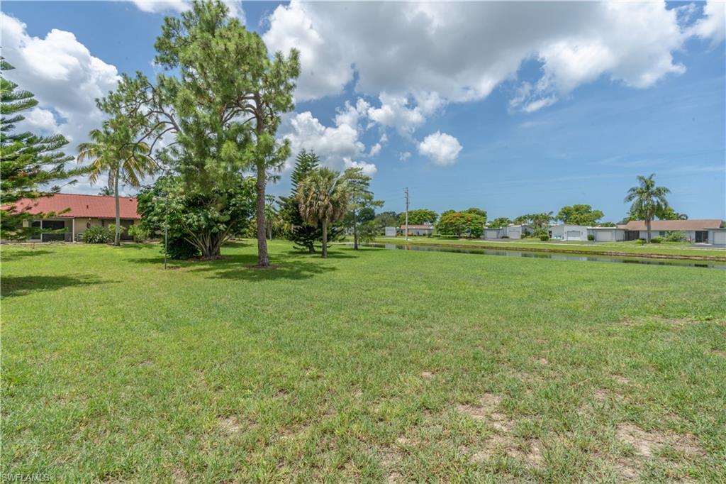 2069 Pine Isle LN # 2069, NAPLES Unit: 2069