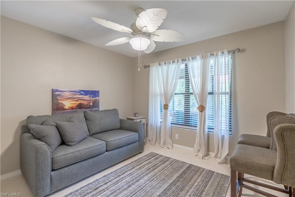 2069 Pine Isle LN # 2069, NAPLES Unit: 2069