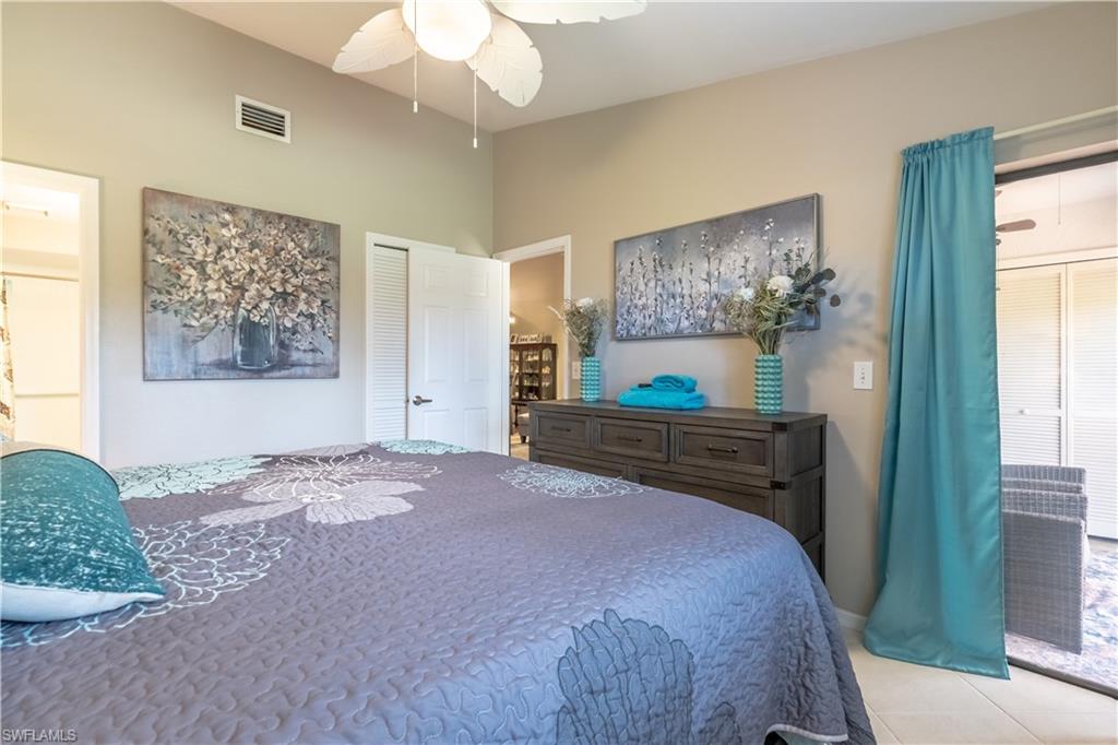 2069 Pine Isle LN # 2069, NAPLES Unit: 2069