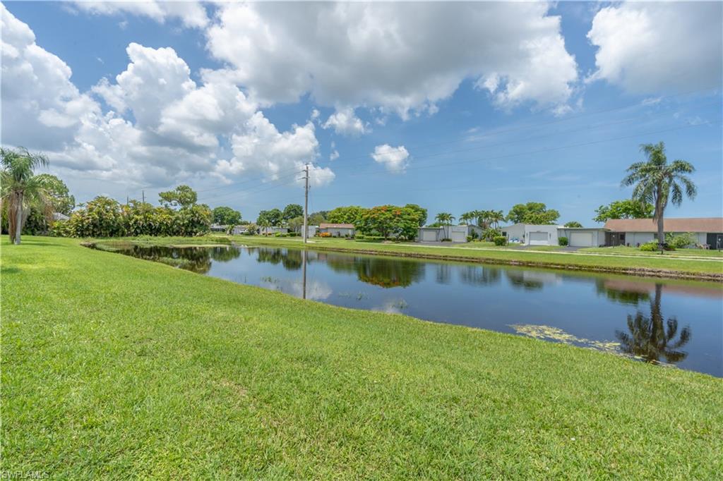 2069 Pine Isle LN # 2069, NAPLES Unit: 2069