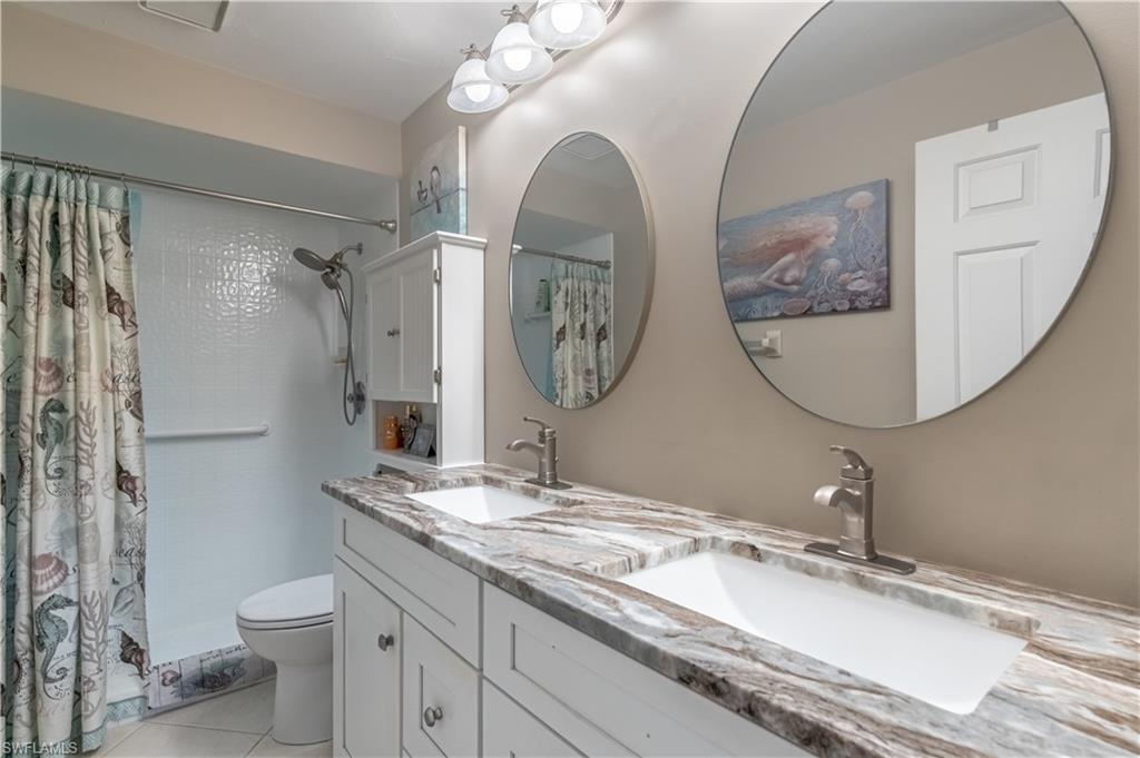 2069 Pine Isle LN # 2069, NAPLES Unit: 2069