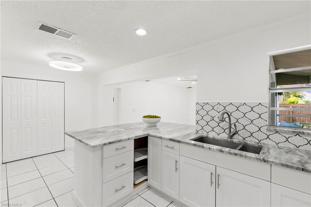 4220 Pearl Harbor DR