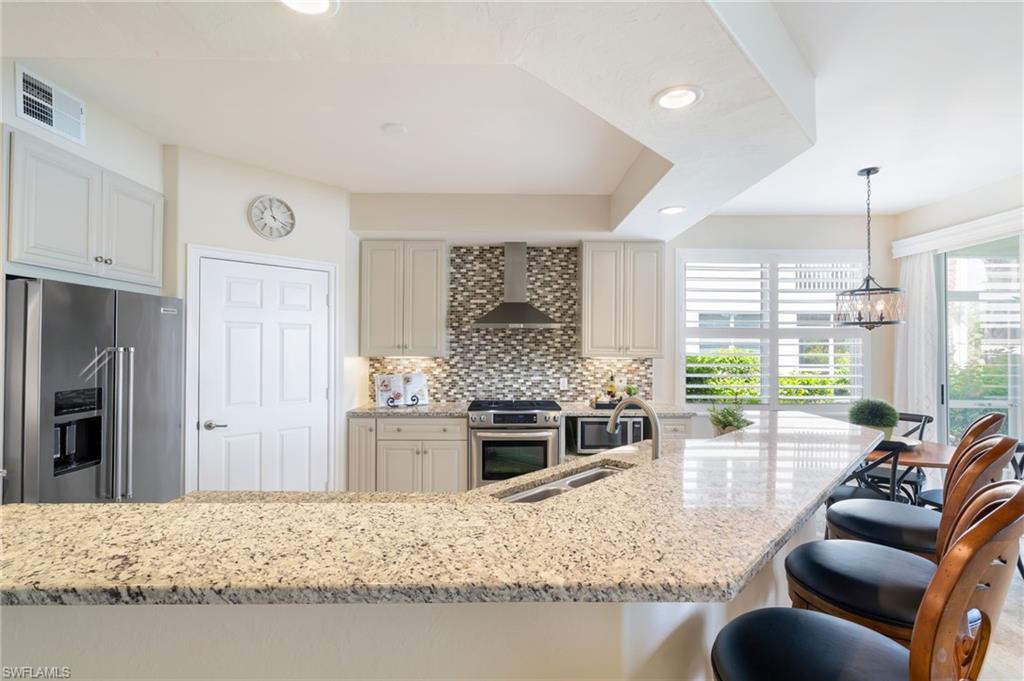 1650 Tarpon Bay DR S # 101, NAPLES Unit: 101