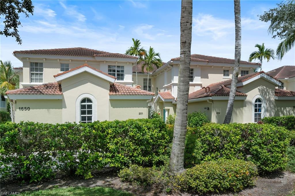 1650 Tarpon Bay DR S # 101, NAPLES Unit: 101