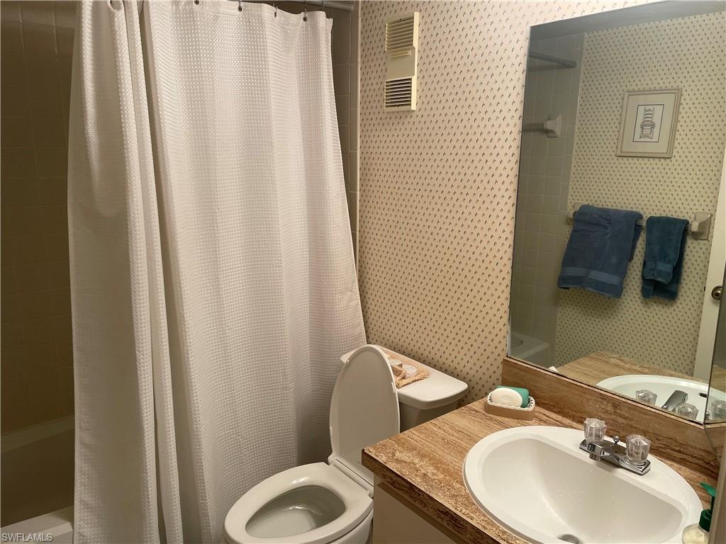 1536 Mainsail DR # 7, NAPLES Unit: 7