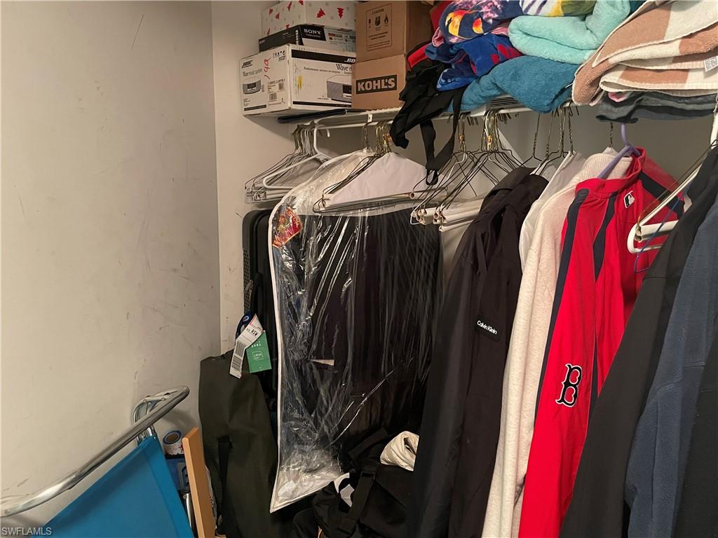 1536 Mainsail DR # 7, NAPLES Unit: 7