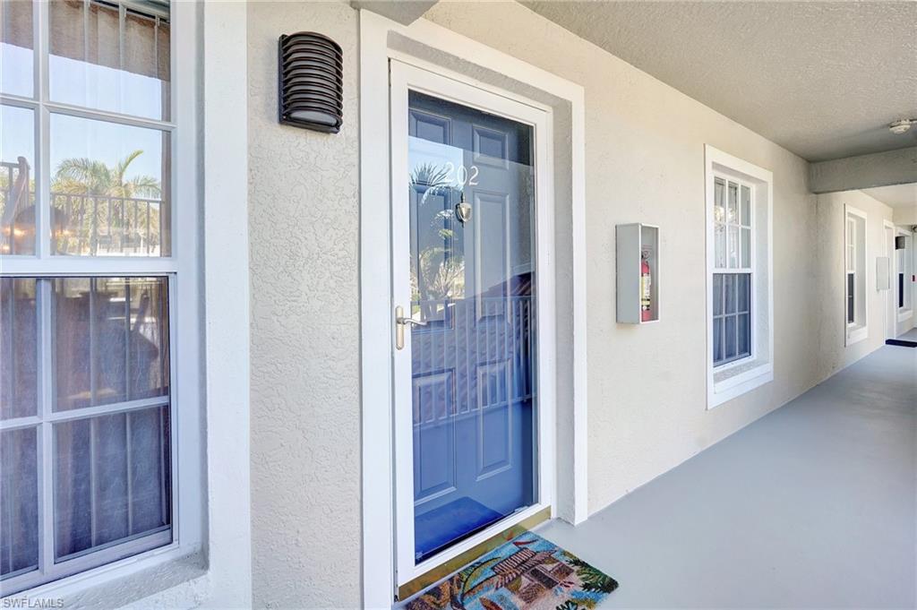 575 Club Side DR # 202 Unit: 4-202