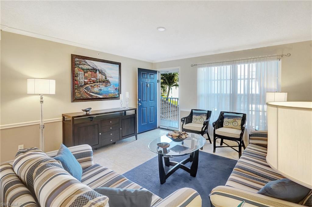 575 Club Side DR # 202 Unit: 4-202