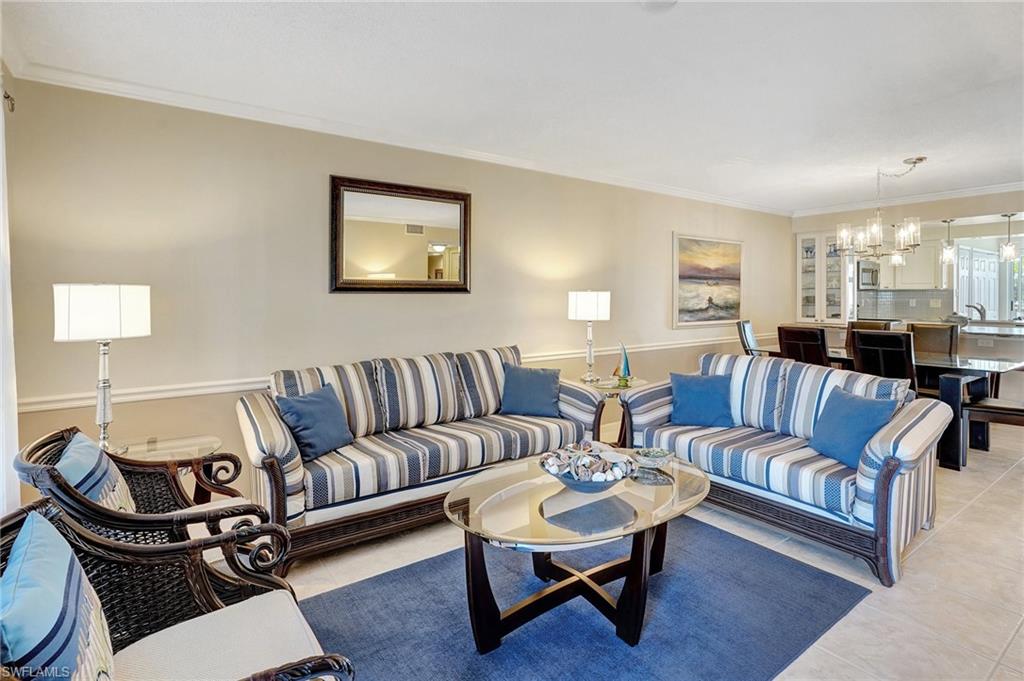 575 Club Side DR # 202 Unit: 4-202