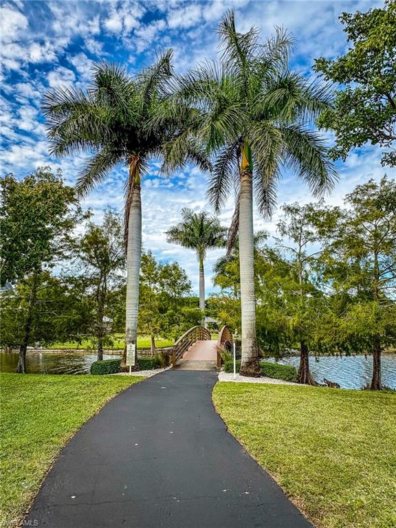 1702 Kings Lake BLVD # 103, NAPLES Unit: 103