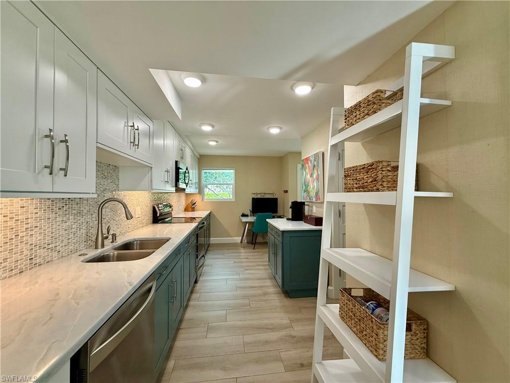 800 River Point DR # 534