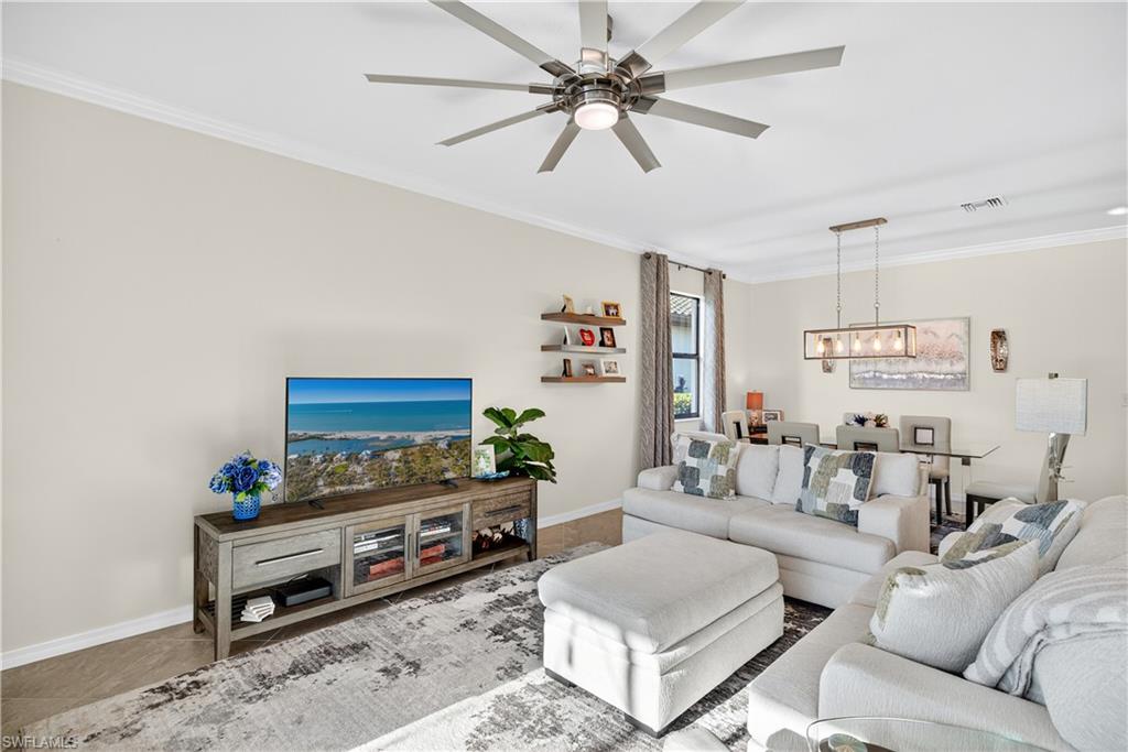 19821 Bittersweet LN, ESTERO