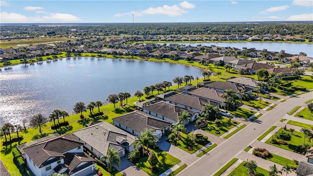 19821 Bittersweet LN, ESTERO