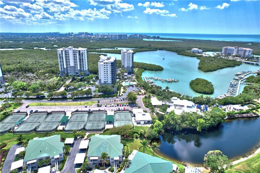 616 Wiggins Bay DR # C14