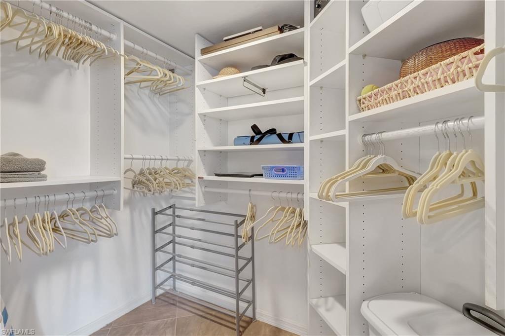 616 Wiggins Bay DR # C14