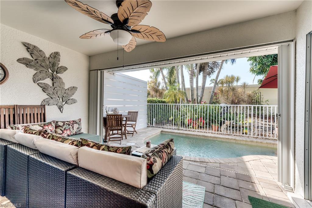 6113 Thresher DR # 202, NAPLES Unit: 202