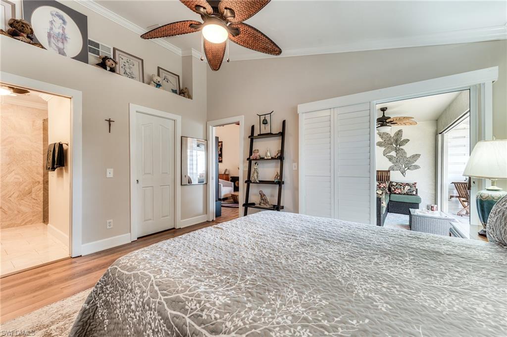 6113 Thresher DR # 202, NAPLES Unit: 202