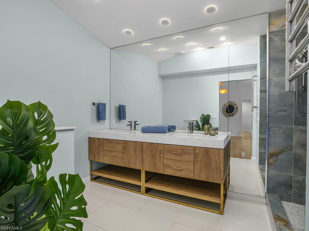 5311 Hickory Wood DR, NAPLES