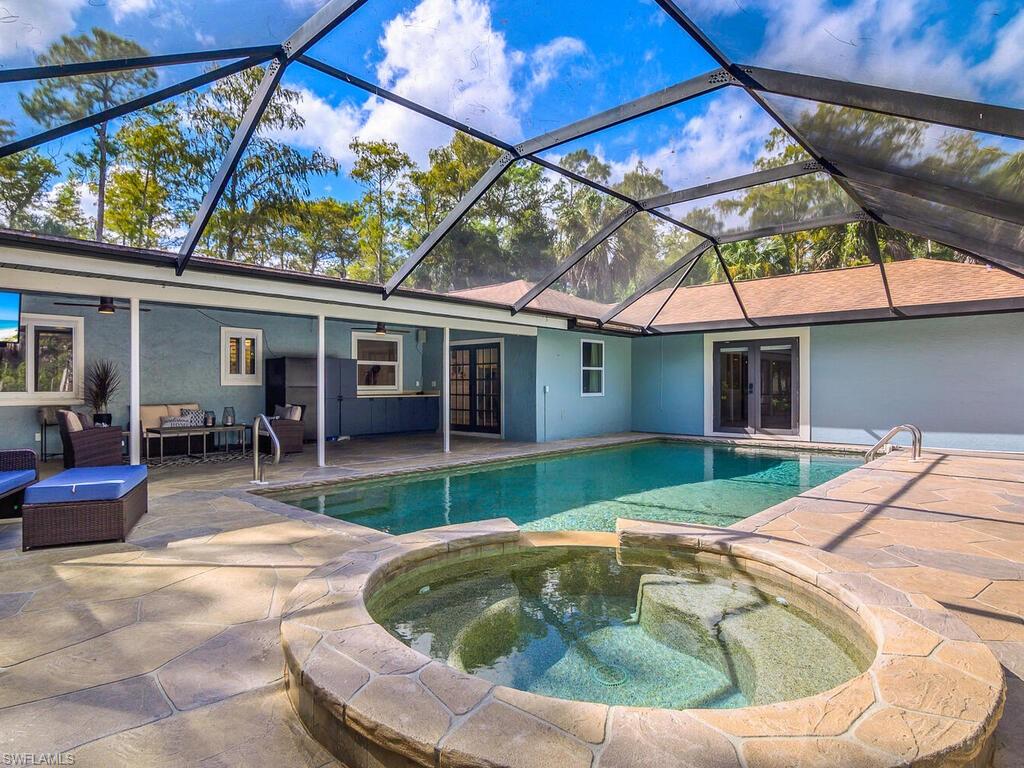 5311 Hickory Wood DR, NAPLES