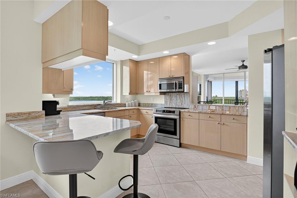 420 Cove Tower DR # 401