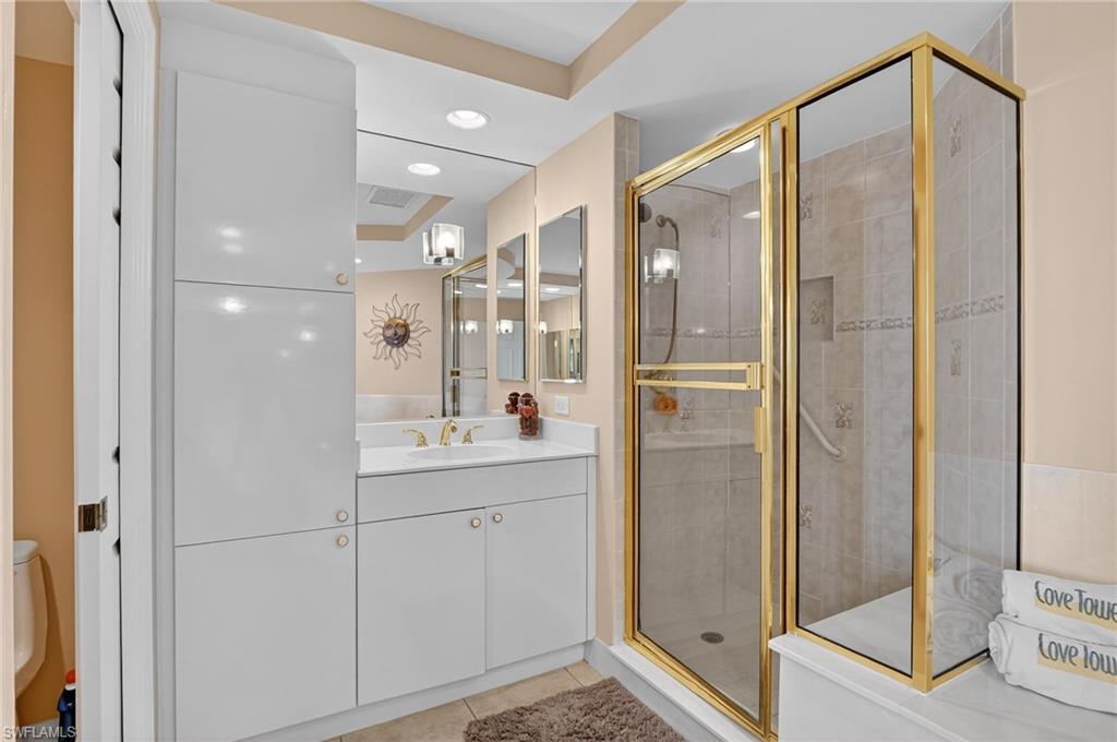 420 Cove Tower DR # 401