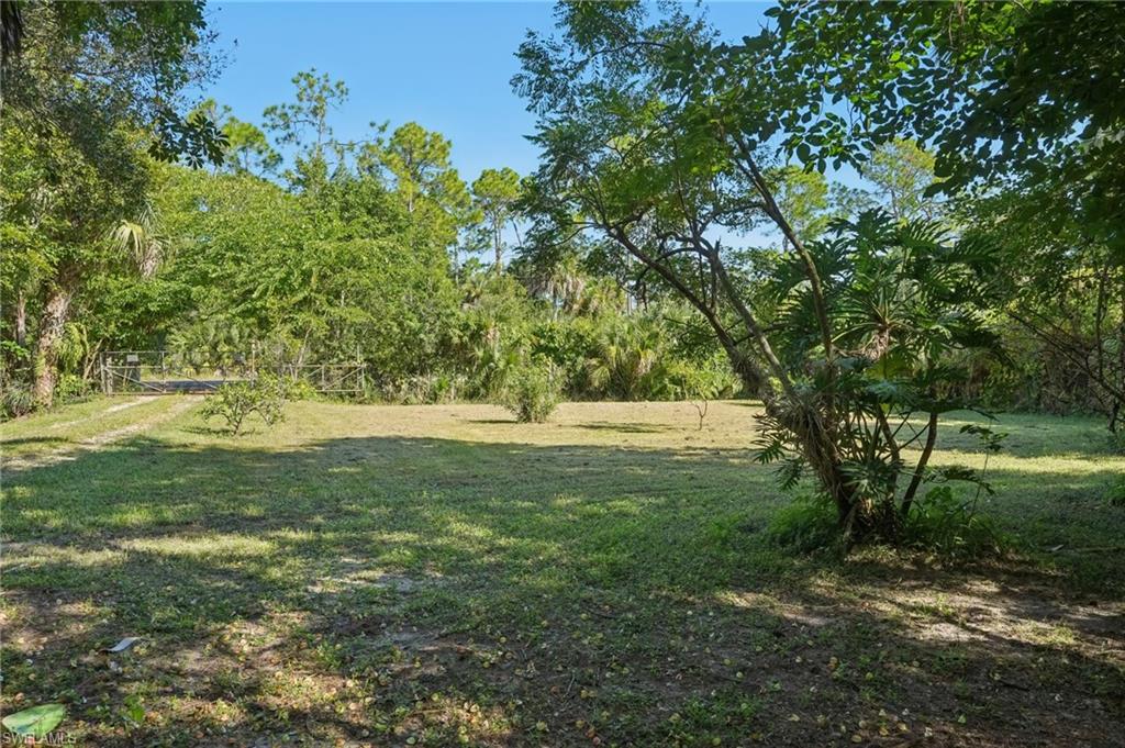 2010 Jung BLVD E, NAPLES