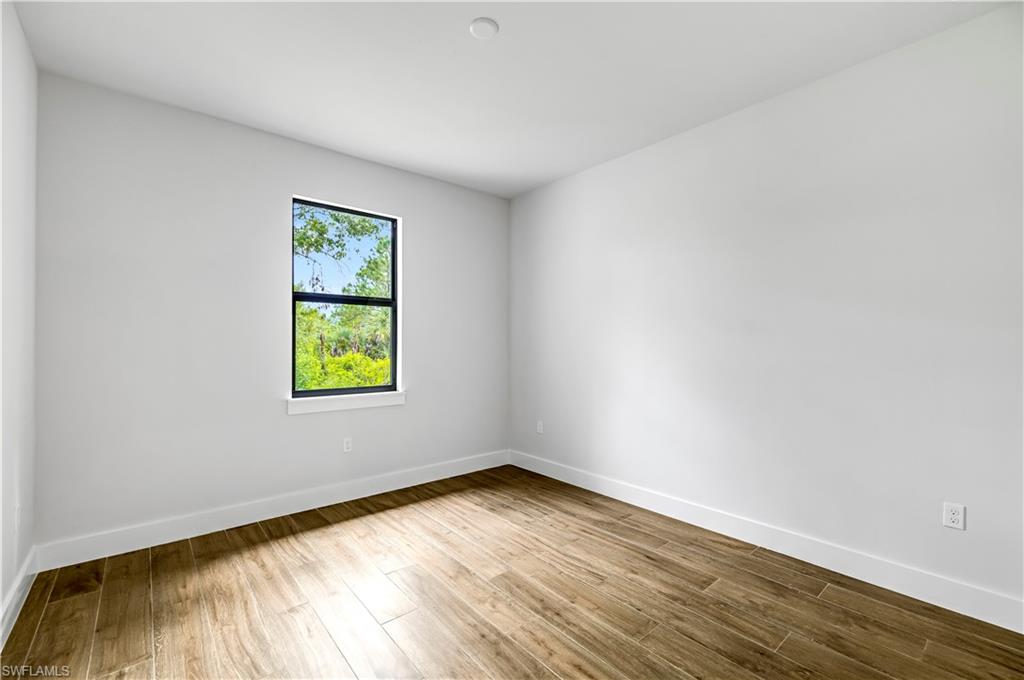 2668 39th Ave NE, NAPLES