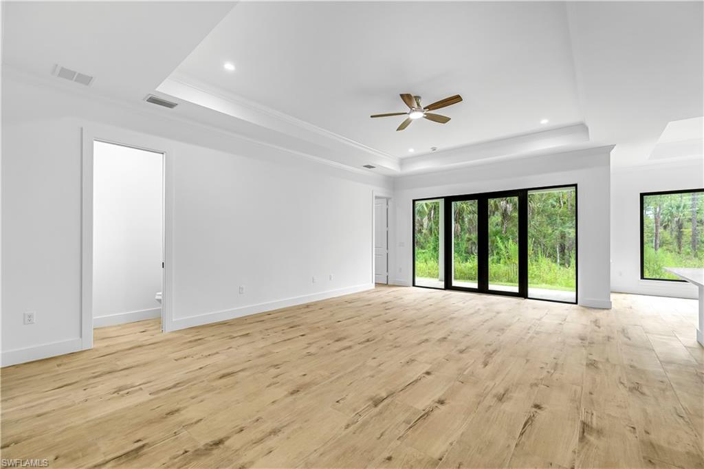 2668 39th Ave NE, NAPLES