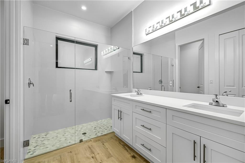 2668 39th Ave NE, NAPLES