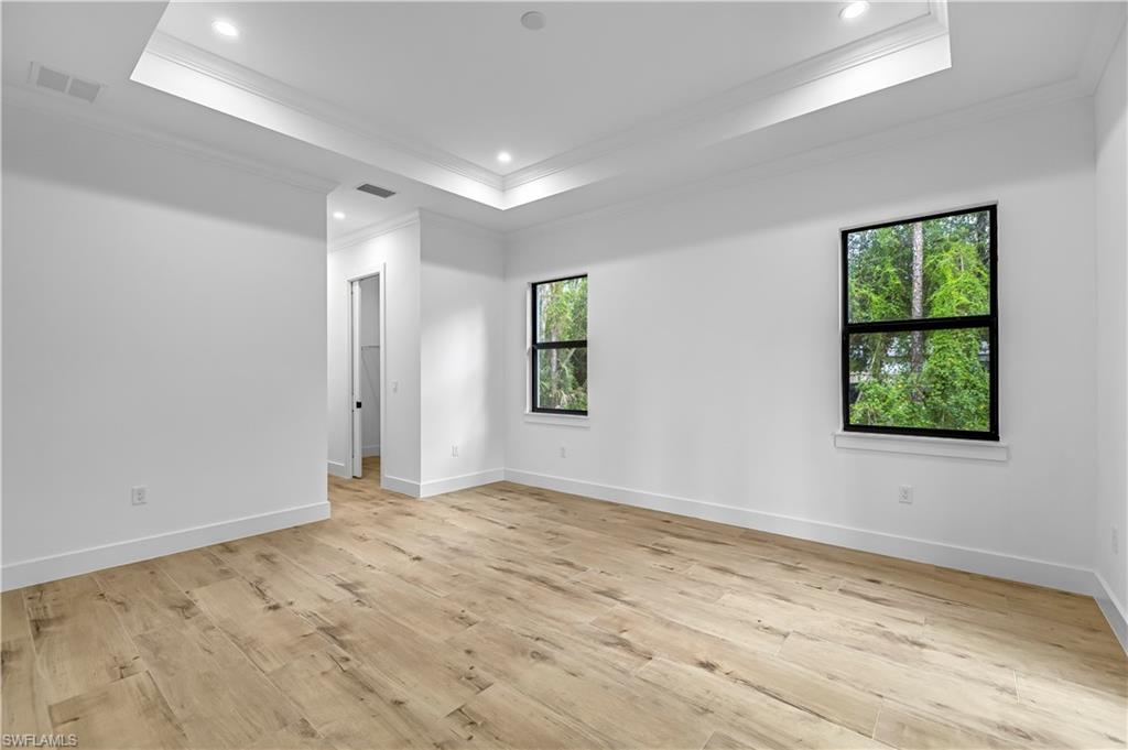 2668 39th Ave NE, NAPLES