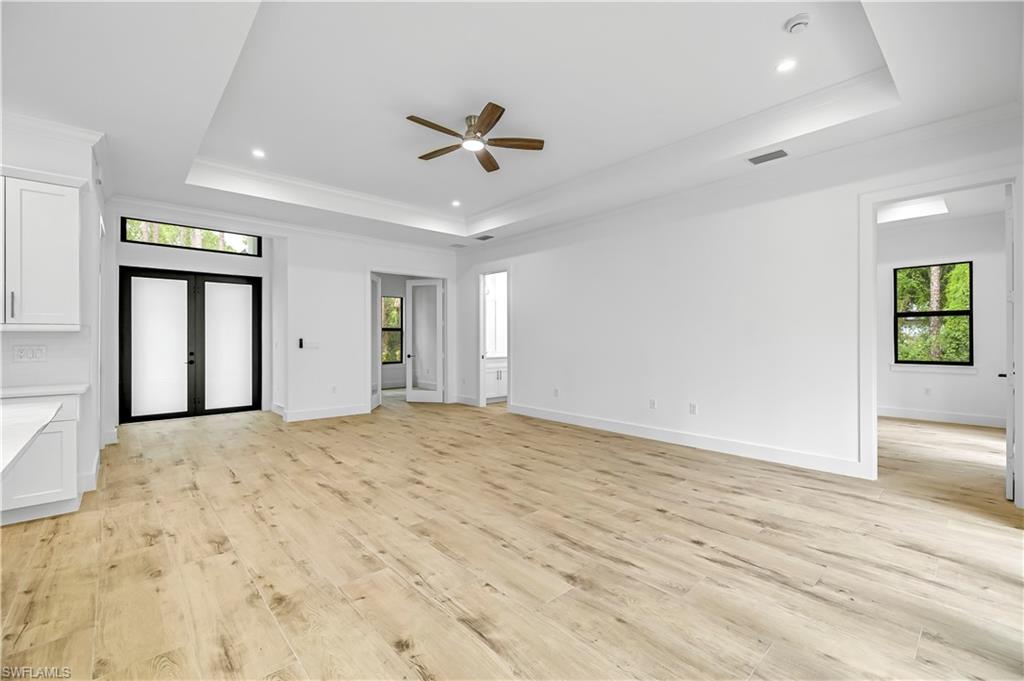 2668 39th Ave NE, NAPLES