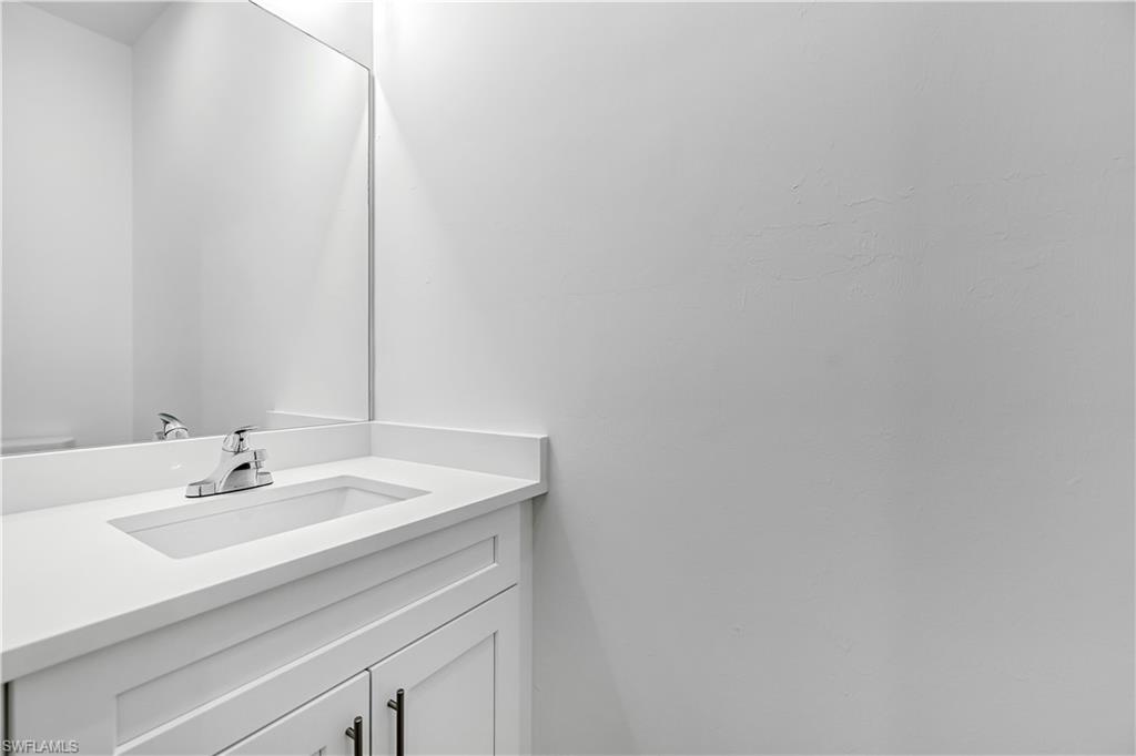 2668 39th Ave NE, NAPLES