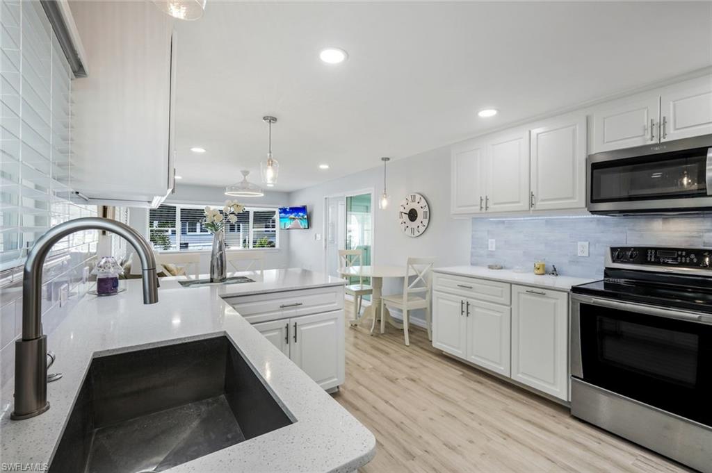 20551 Port DR, ESTERO